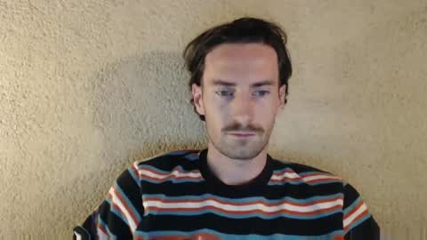 Snapshot of notenic chatting on January 2, 11:06 pm Notenic online show from January 2, 11:06 pm