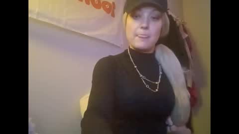 notouchmami online show from April 4, 6:55 am