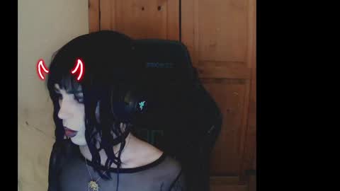 Lucy online show from January 6, 5:19 am