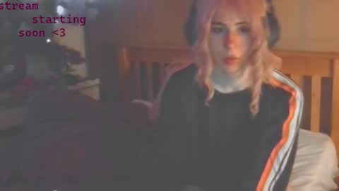 Lucy online show from October 10, 1:04 am