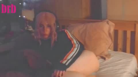 Lucy online show from October 16, 1:06 am