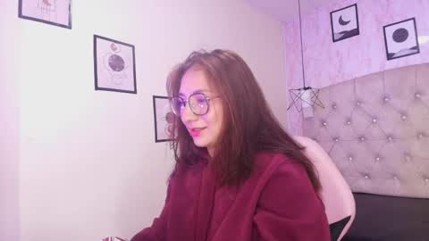 Snapshot of nova_30 chatting on March 3, 11:16 am V A L E R Y online show from March 3, 11:16 am