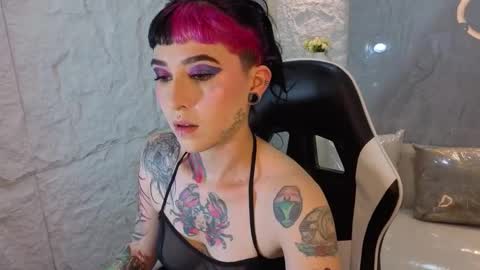 Live 1500am 2100pm online show from December 13, 8:25 pm