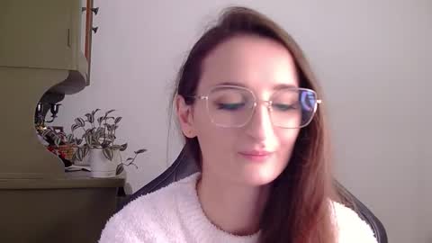 Snapshot of nova_mystic chatting on October 10, 12:37 pm nova_mystic online show from October 10, 12:37 pm