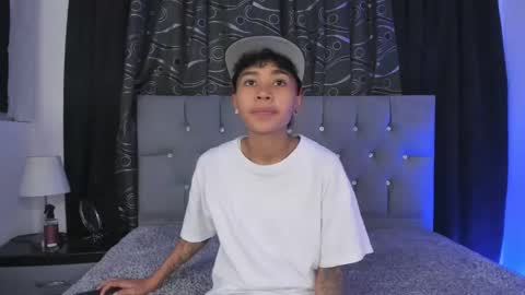 Snapshot of nova_sex1 chatting on February 6, 3:37 am nova online show from February 6, 3:37 am