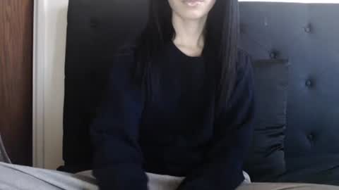 Snapshot of novafrey chatting on November 7, 6:52 pm Olivia online show from November 7, 6:52 pm