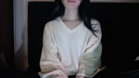 Snapshot of novafrey chatting on November 22, 9:30 am Olivia online show from November 22, 9:30 am