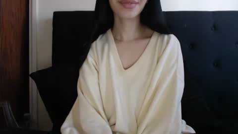 Snapshot of novafrey chatting on November 23, 4:40 pm Olivia online show from November 23, 4:40 pm