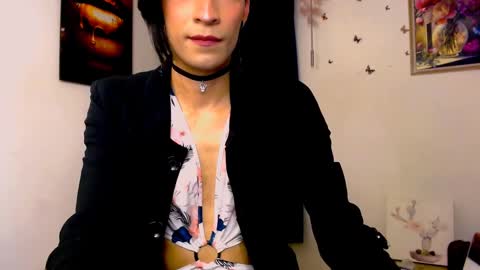 Snapshot of novanyx11 chatting on February 22, 11:24 pm Nova... online show from February 22, 11:24 pm