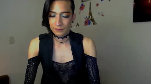 Snapshot of novanyx11 chatting on October 2, 10:39 pm Nova... online show from October 2, 10:39 pm