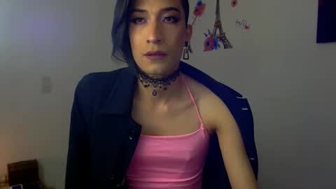 Snapshot of novanyx11 chatting on October 4, 9:35 pm Nova... online show from October 4, 9:35 pm