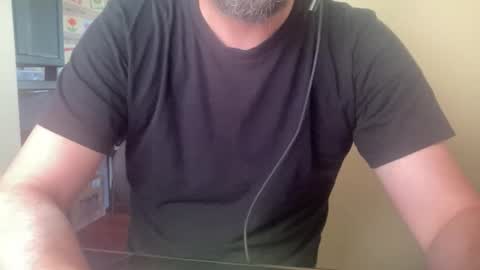 novio_muyalto online show from December 5, 7:43 pm