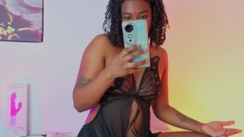 Snapshot of nude2557940 chatting on October 6, 6:00 am Channel Cox online show from October 6, 6:00 am