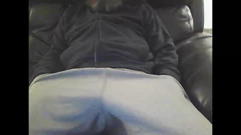 nudestud887 online show from March 2, 5:54 am