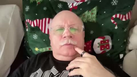 nukiss online show from March 1, 11:23 am