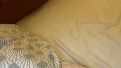 Snapshot of nurod chatting on October 25, 4:31 am nurod online show from October 25, 4:31 am