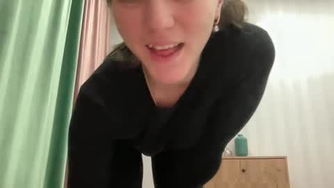 Ema online show from January 16, 5:50 pm