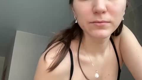 Ema online show from February 12, 11:16 am