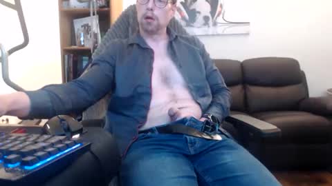 Snapshot of nursefan chatting on November 13, 5:45 pm nursefan online show from November 13, 5:45 pm