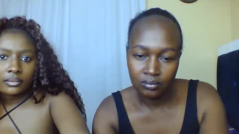 nutgal online show from October 8, 10:57 am