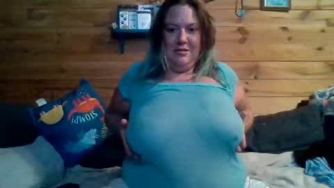 nutmegmatee online show from November 29, 4:48 am