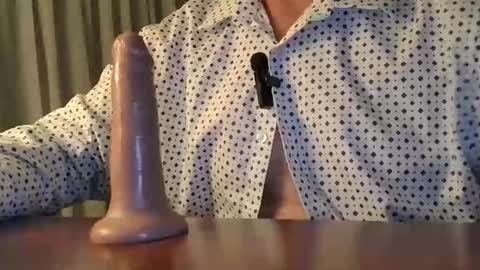 Snapshot of nutttyprof chatting on November 9, 4:44 am nuttyprof online show from November 9, 4:44 am