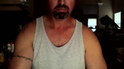 nvrenuff1979 online show from September 23, 11:35 am