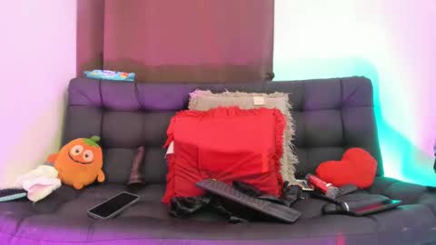 Snapshot of nyalgasai1 chatting on March 12, 6:18 am Nia online show from March 12, 6:18 am