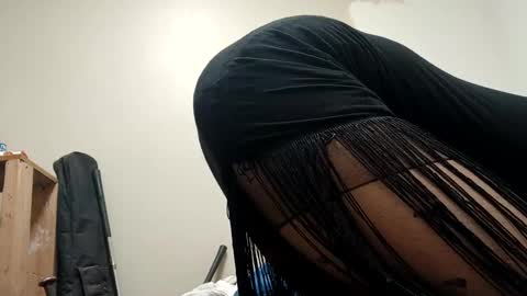 Snapshot of nyanez322 chatting on January 6, 3:08 pm nyanez322 online show from January 6, 3:08 pm