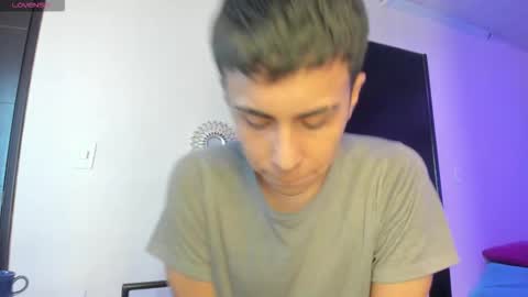 Snapshot of nyko_ds chatting on November 17, 3:56 am nyko_ds online show from November 17, 3:56 am