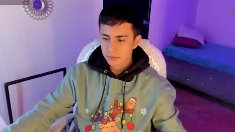 Snapshot of nyko_ds chatting on November 30, 4:27 am nyko_ds online show from November 30, 4:27 am