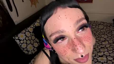 Snapshot of nymphaeaorion chatting on March 2, 1:04 am Nymphaea online show from March 2, 1:04 am