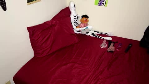 Snapshot of nymphaeaorion chatting on November 14, 12:31 am Nymphaea online show from November 14, 12:31 am