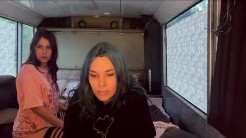 Snapshot of nympharabelle chatting on October 23, 6:56 am Creamy Grapefruit online show from October 23, 6:56 am