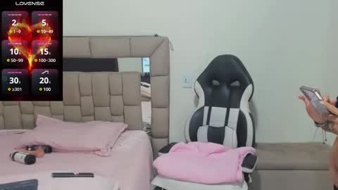 nyomi browm online show from February 7, 6:56 pm