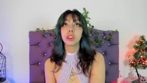   online show from December 24, 4:08 pm