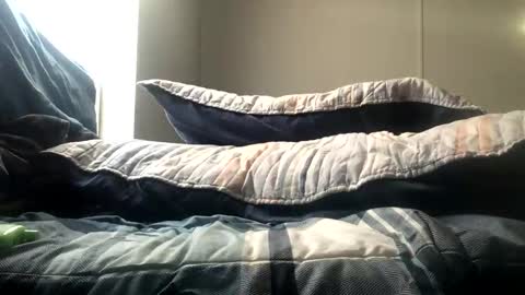 Snapshot of o0skindian0o chatting on November 21, 9:24 pm BIGWANGGANG online show from November 21, 9:24 pm