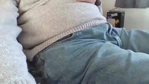 Snapshot of obedient9402 chatting on December 2, 10:20 am obedient9402 online show from December 2, 10:20 am