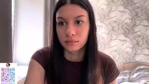 Snapshot of obsidian_glow chatting on September 25, 6:39 am Amelia online show from September 25, 6:39 am