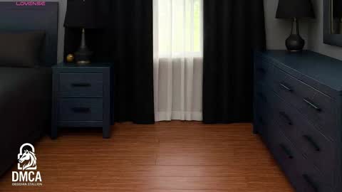 Snapshot of obsidian_stallion chatting on December 16, 10:26 pm Obsidian stallion online show from December 16, 10:26 pm