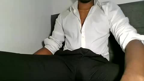 Snapshot of ocean8uk chatting on November 12, 10:48 am ocean8uk online show from November 12, 10:48 am