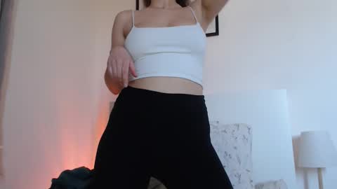 Snapshot of ocean_eyess_ chatting on February 25, 1:43 pm Kate my ONLYFANS katy ocean online show from February 25, 1:43 pm