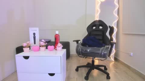 ocean_tay online show from October 3, 11:18 am