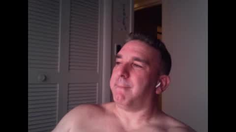 Snapshot of oceanmanx chatting on September 17, 12:45 am Ocean online show from September 17, 12:45 am