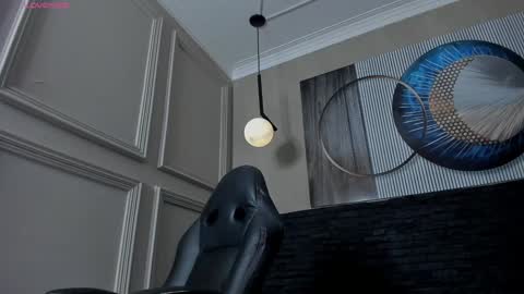 independent model online show from February 6, 8:56 pm