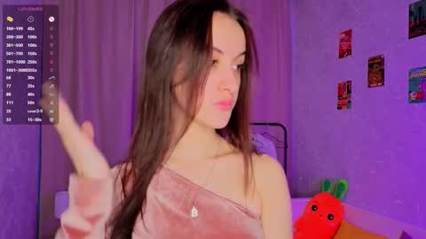 Snapshot of odelynahayne chatting on February 7, 4:16 am Elisa online show from February 7, 4:16 am