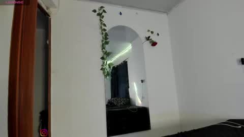 Snapshot of odeth_ chatting on November 28, 5:10 am odeth_ online show from November 28, 5:10 am