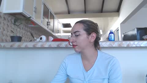 Val online show from January 30, 7:04 pm