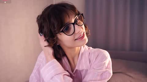 Thea online show from December 16, 6:24 pm