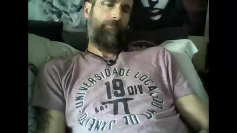 Snapshot of oedipe666 chatting on June 3, 12:19 pm oedipe666cam online show from June 3, 12:19 pm